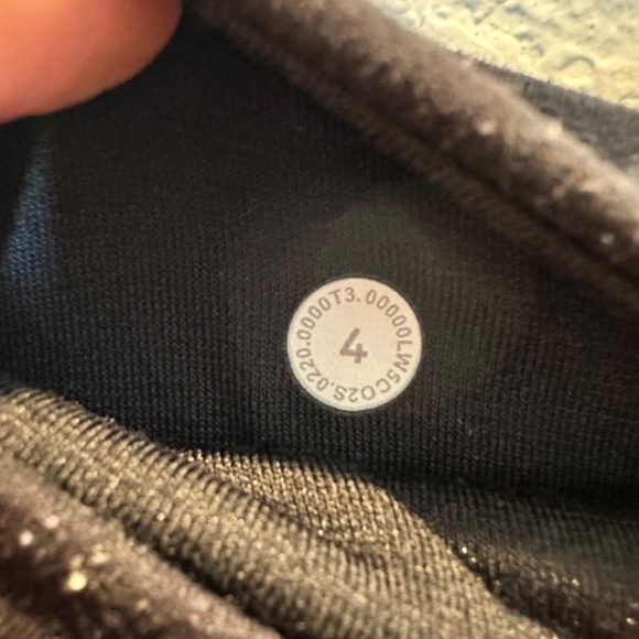 Lululemon Black High Rise Align Jogger - Size 4 - EUC - Picture 8 of 8